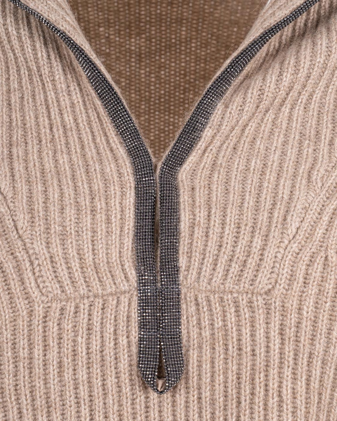 shop BRUNELLO CUCINELLI  Pull: Brunello Cucinelli maglia con apertura.
Collo alto.
Manica regolare.
Maglia a costa.
Decorazione in monile Nickel-free.
Composizione: 90% LANA VERGINE, 10% CASHMERE.
Fabbricato in Italia.. M12720904-C077 number 2853732